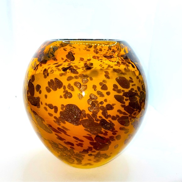 Diamond Star Corp (DS) Amber and Gold Round Hand Blown Vase - Picture 3 of 9